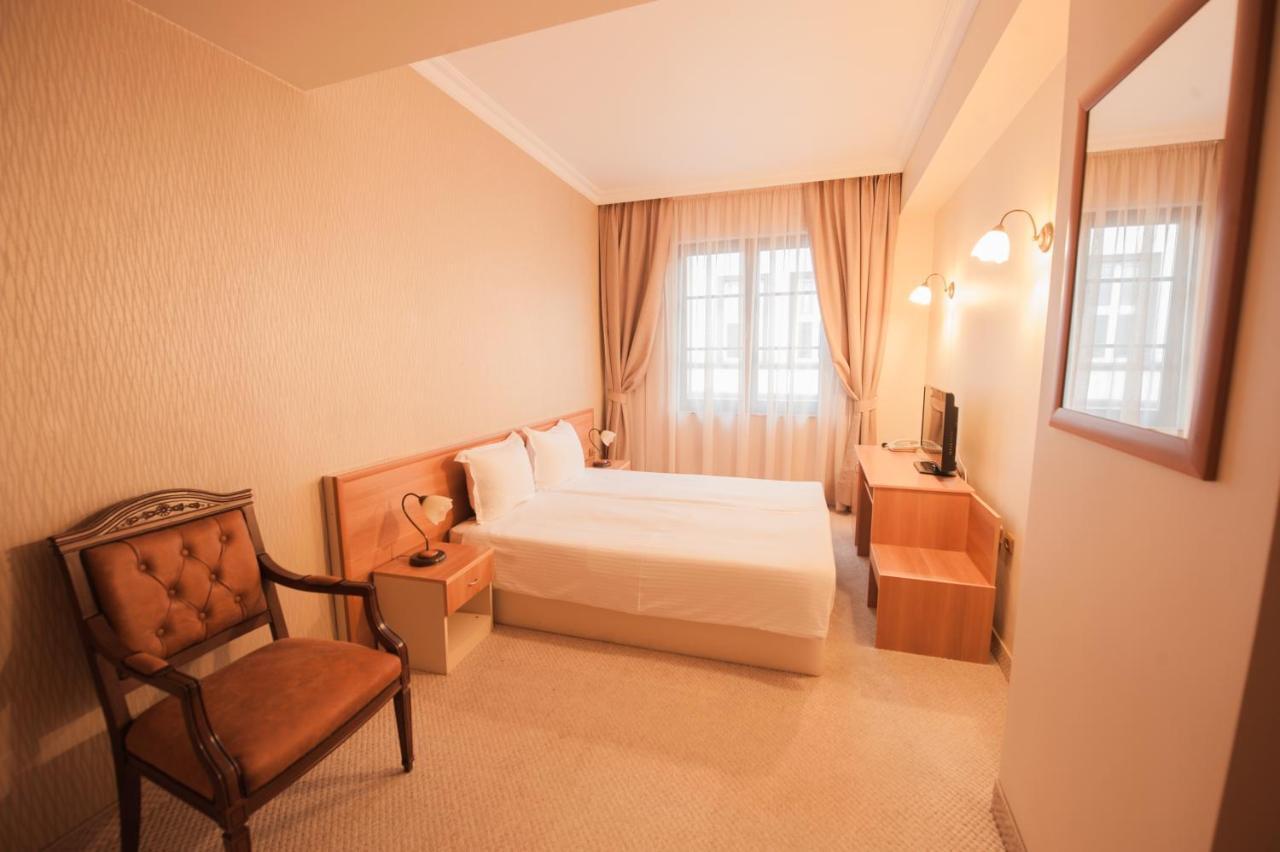 Hotel Central 斯维伦格勒 外观 照片